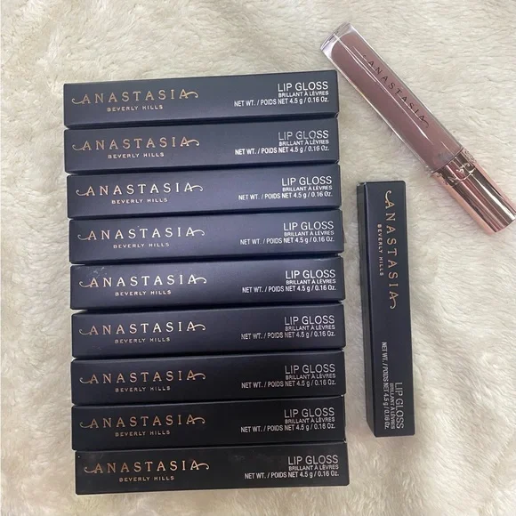 Anastasia Lip Gloss - Picture 2 of 3